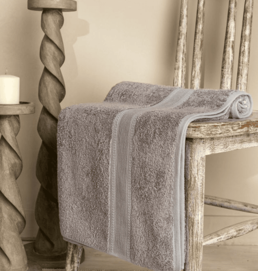 Manufacturer, Exporter, Importer, Supplier, Wholesaler, Retailer, Trader of Bath Towel - 650gsm Grey in New Delhi, Delhi, India.