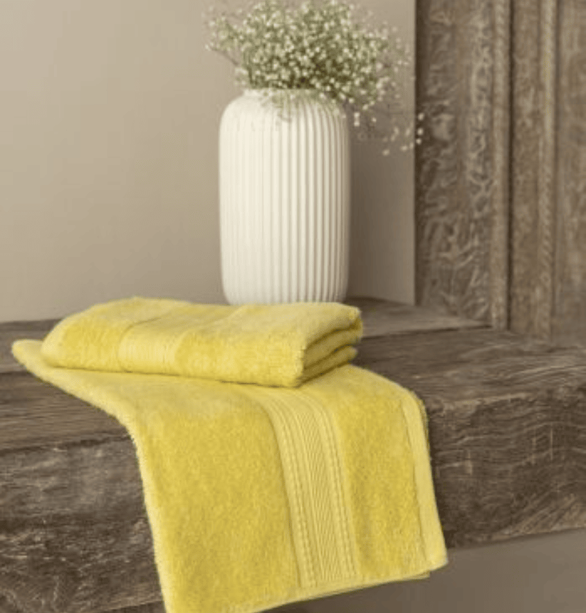 Manufacturer, Exporter, Importer, Supplier, Wholesaler, Retailer, Trader of Towel - 650gsm Yellow in New Delhi, Delhi, India.